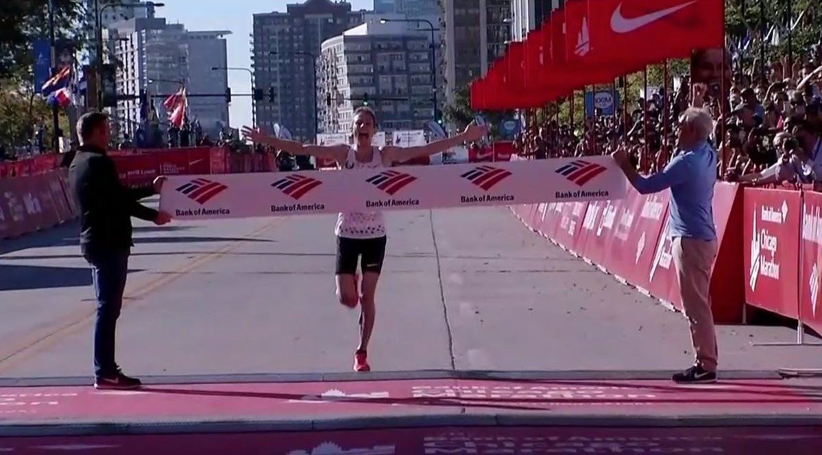 Galen Rupp became the first home winner of the Chicago Marathon since 2002 ©USATF