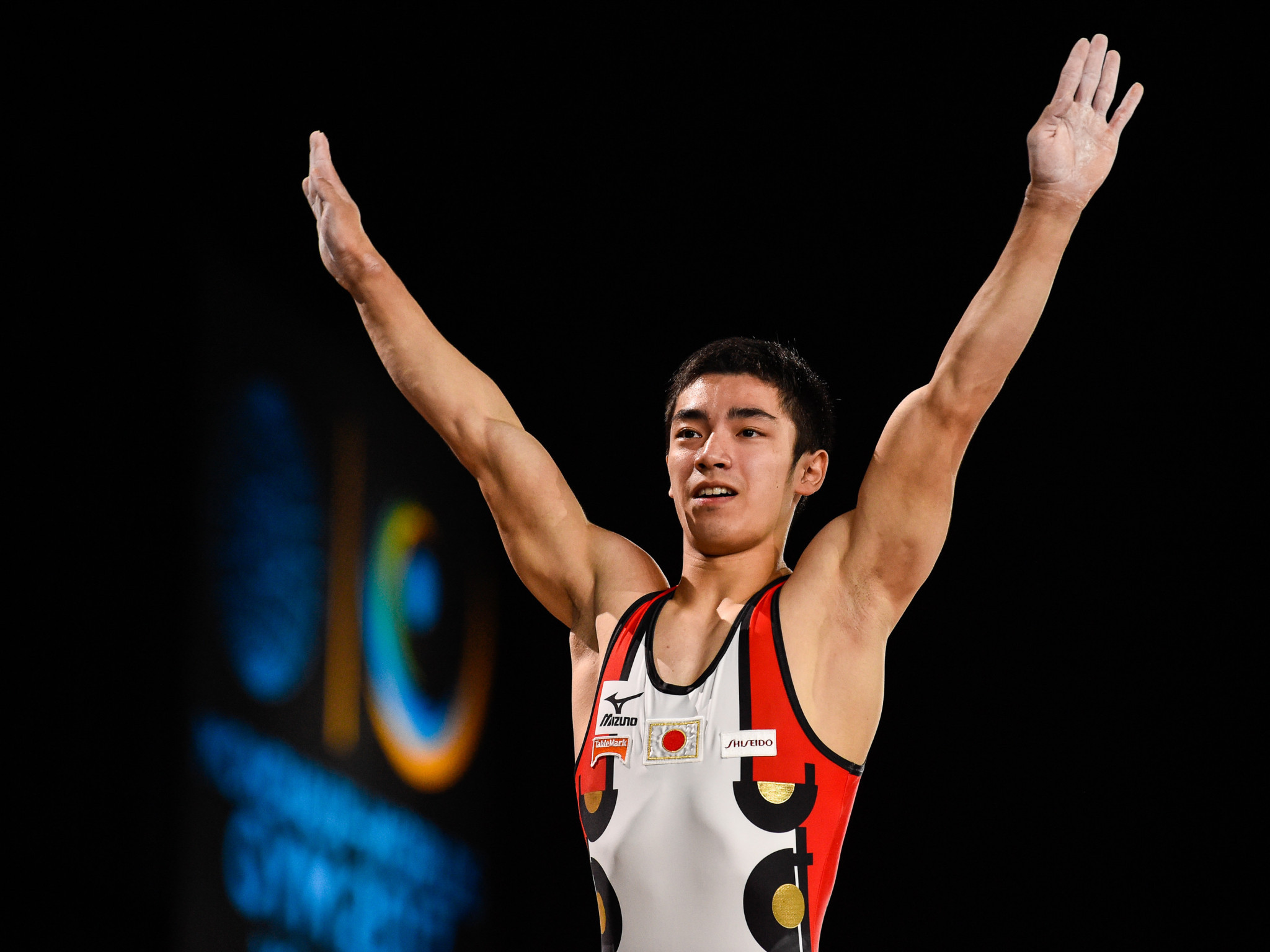 Japan's Kenzo Shirai won the men's vault competition by just 0.001 points ©Getty Images
