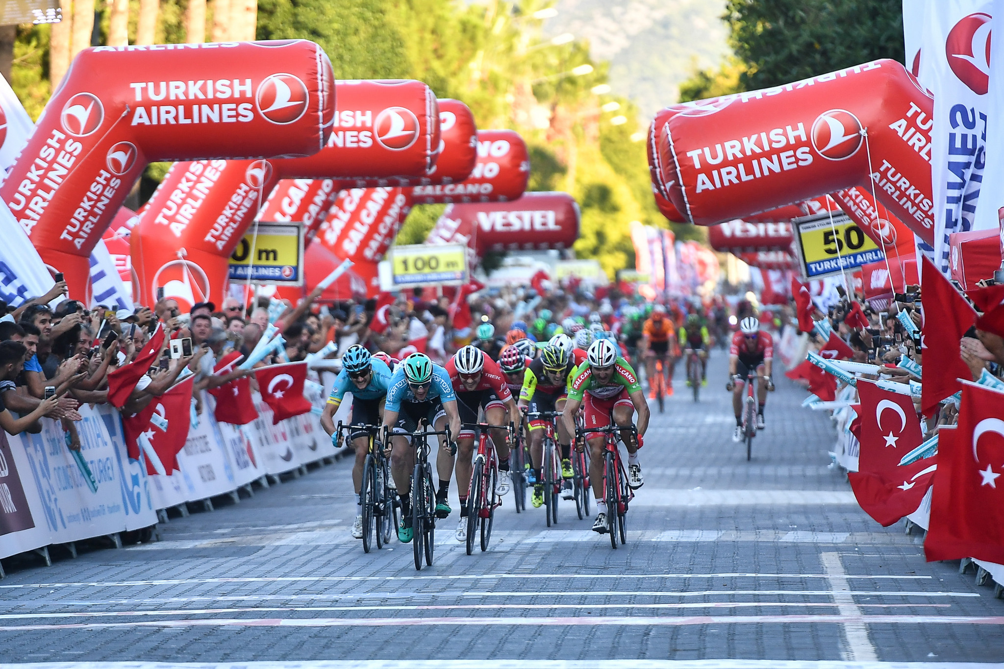 Bennett secures second successive stage win at Tour of Turkey