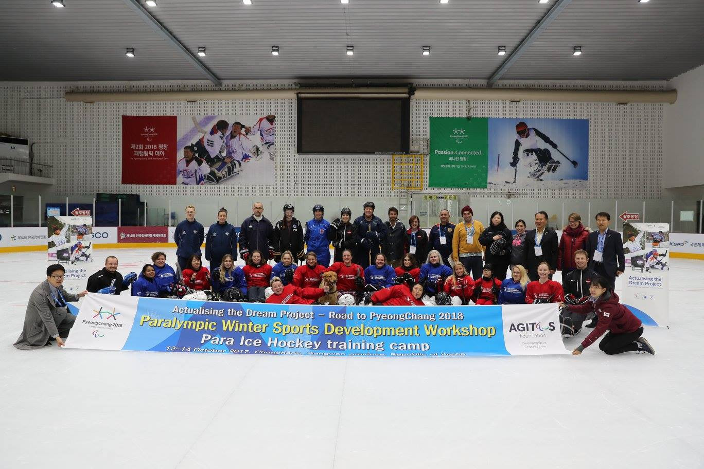 A total of 30 athletes and coaches took part in the Para ice hockey workshop ©World Para Ice Hockey