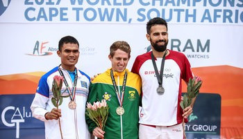 Pieter Oosthuizen justified his pre-event billing as he claimed the gold medal in the men's race ©UIPM