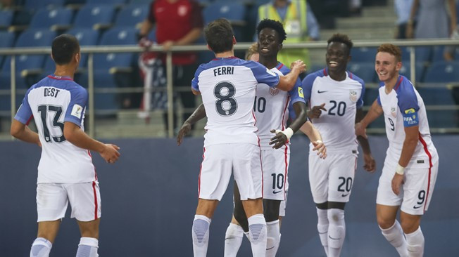 A hat-trick from Tim Weah, the son of legendary African footballer George, inspired the US to an easy win over Paraguay ©FIFA