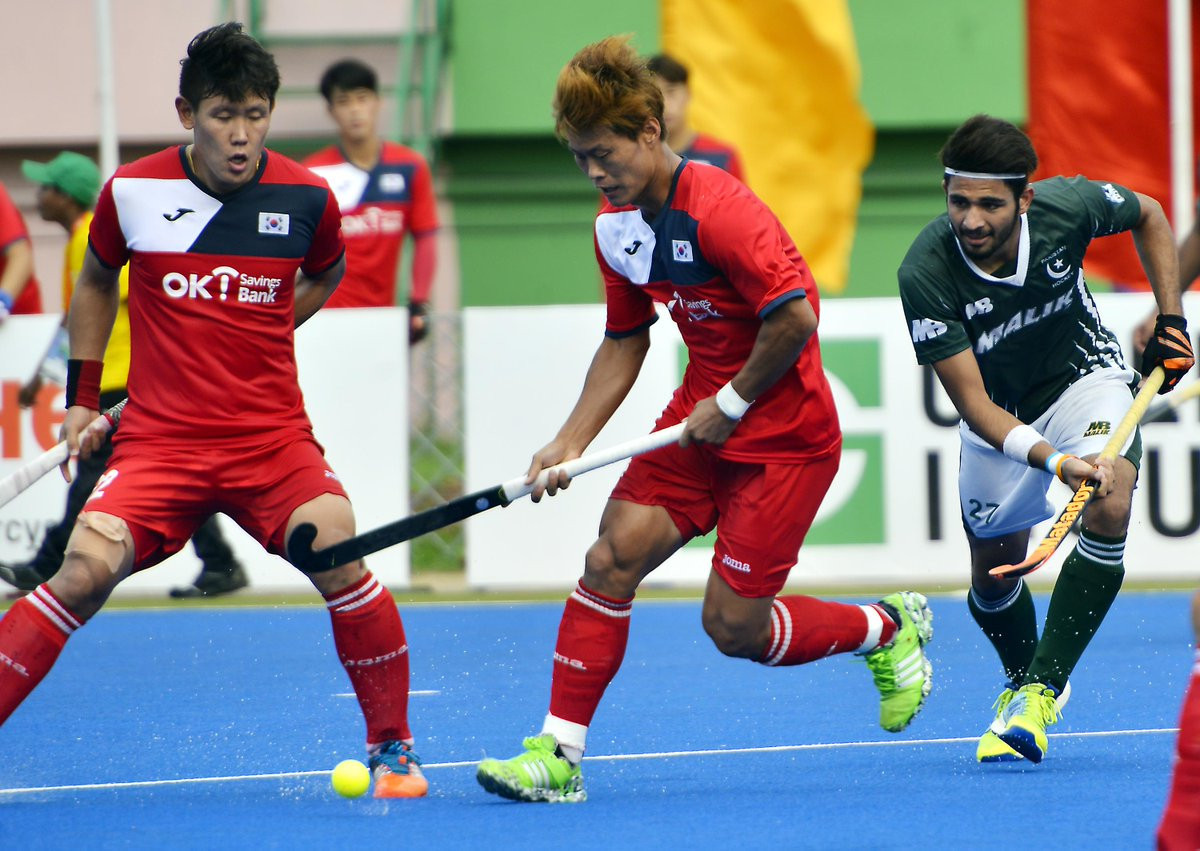 South Korea and Pakistan played out a 1-1 draw in the other super fours match held today ©AHF