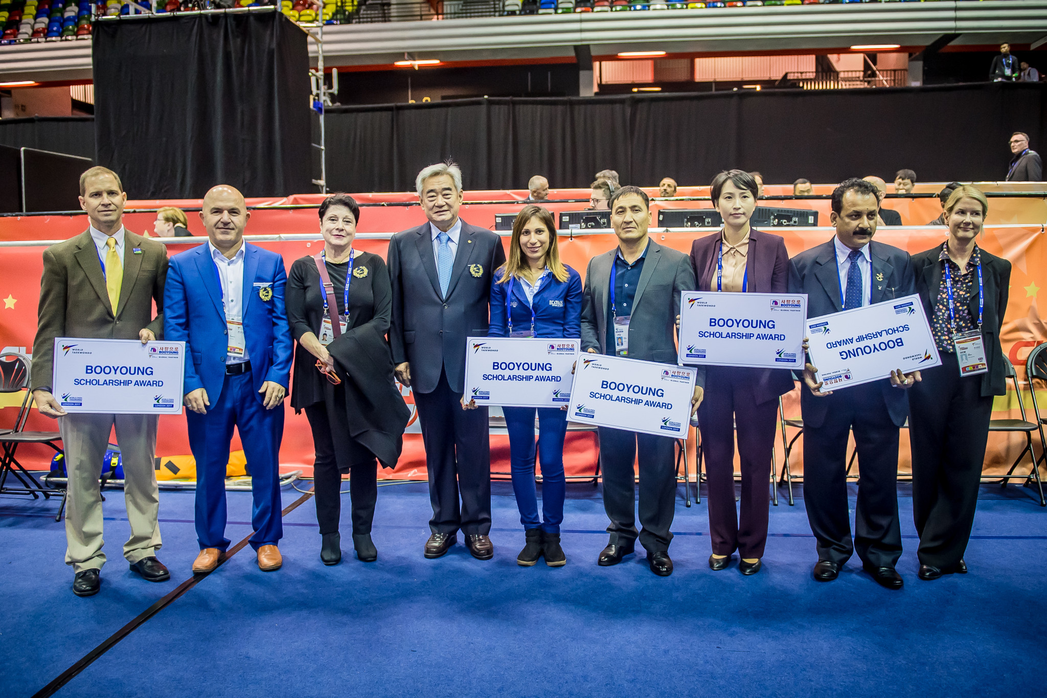A number of countries were given a Booyoung Scholarship Award ©World Taekwondo