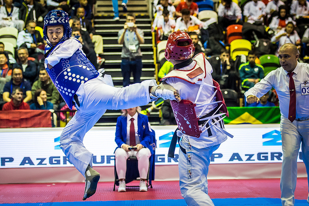 Kazakhstan's Nyshan Omirali beat Turkey’s Yasar Sami Gokbaba in the men's K42 over 75kg final ©World Taekwondo