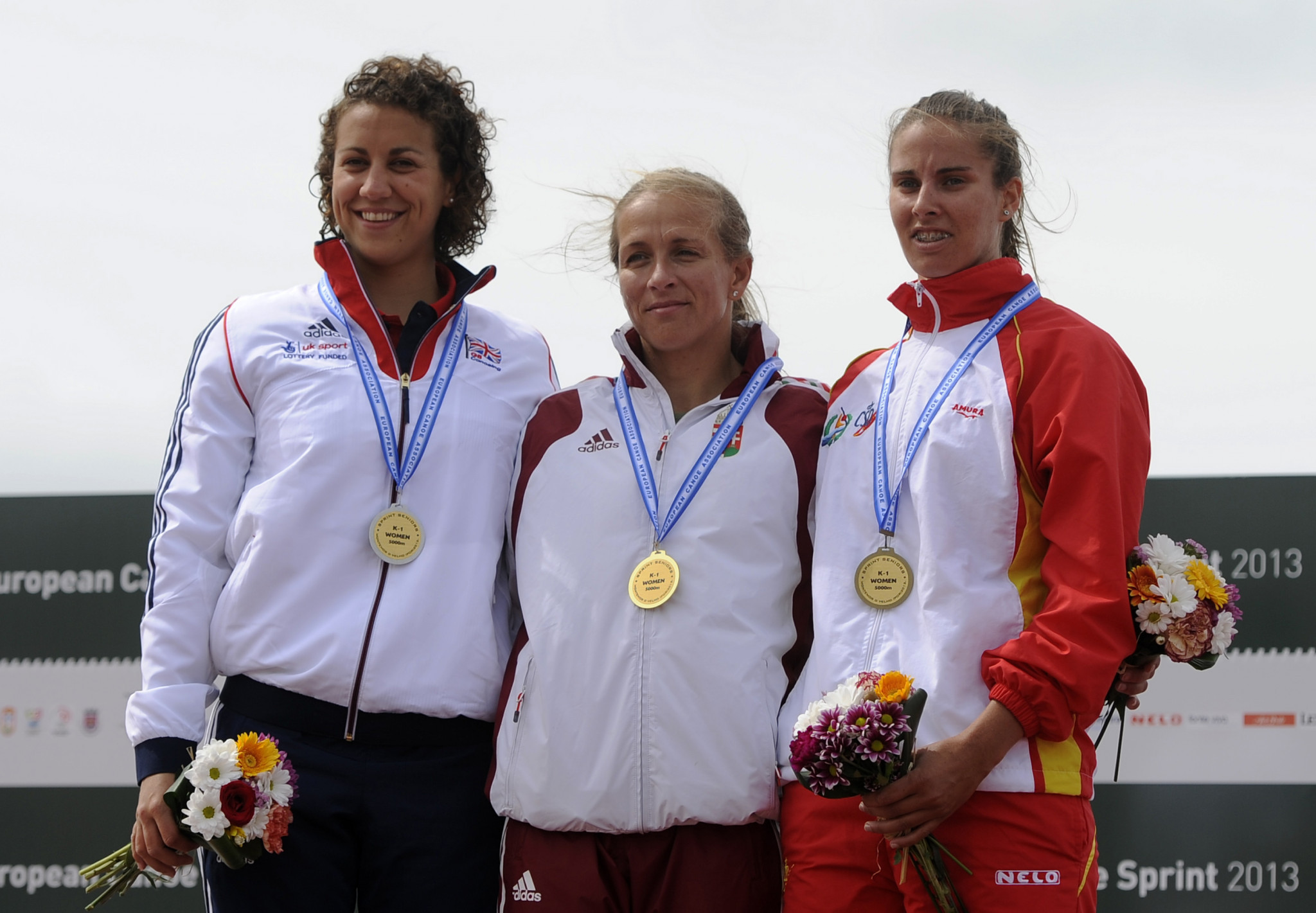Spain's Eva Barrios, right, is among the leading names set to compete in the senior women K1 races ©Getty Images