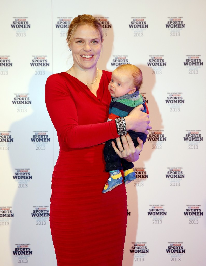 Anna Watkins at a sports award ceremony in November 2013 with her first child, William ©Getty Images