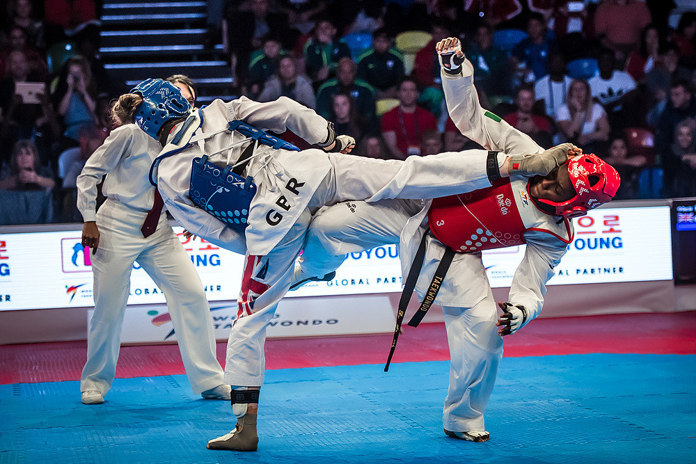 Lauren Williams delighted the locals with victory in the women's under 67kg category, defeating reigning under 62kg world champion Ruth Gbagbi of the Ivory Coast in the final ©World Taekwondo