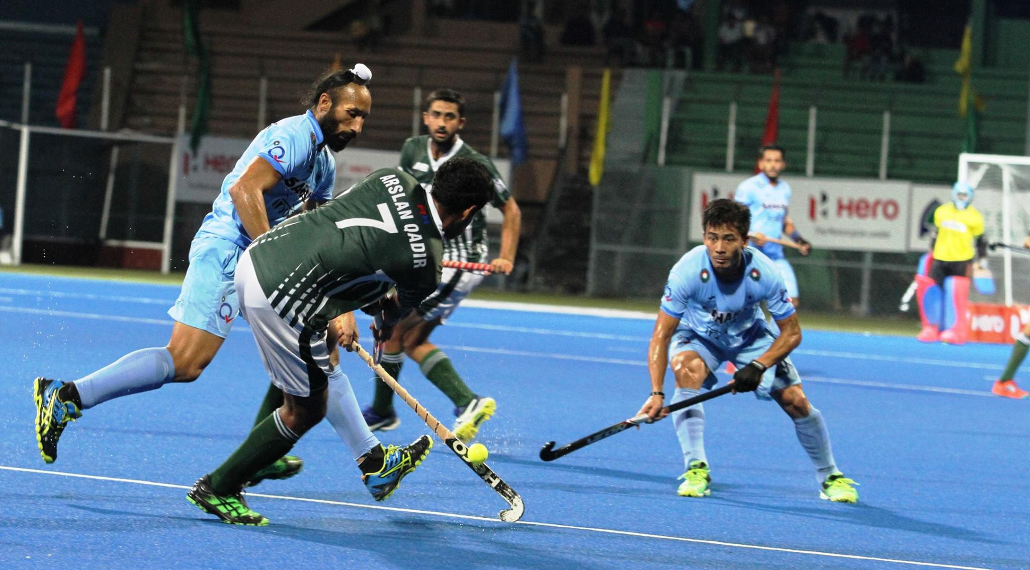 India beat rivals Pakistan to reach the final today ©AHF 