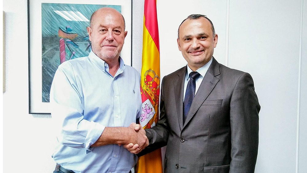 World Karate Federation President Antonio Espinós, left, and Turkish Karate Federation counterpart Esat Delihasan, right, have met at the international governing body’s headquarters in Madrid ©WKF