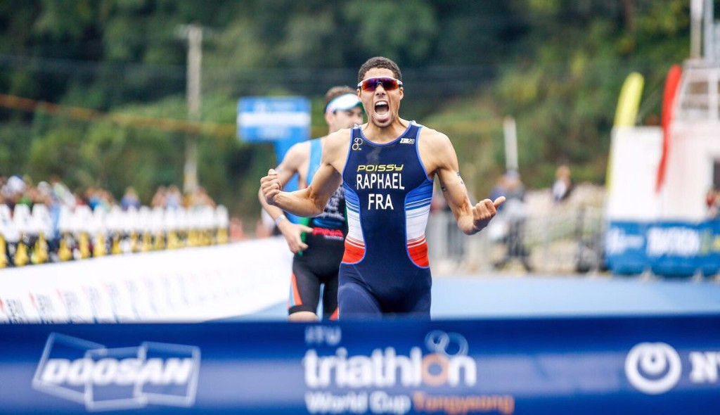 Raphaël and Cook triumph at ITU World Cup in Tongyeong
