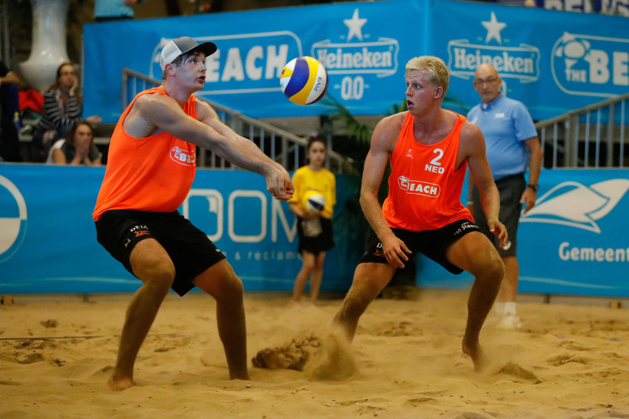 Ruben Penninga, left, and Tom van Steenis, right, were one of three Dutch pairings to suffer elimination from the men's competition at the FIVB Beach World Tour Aalsmeer Open today ©FIVB