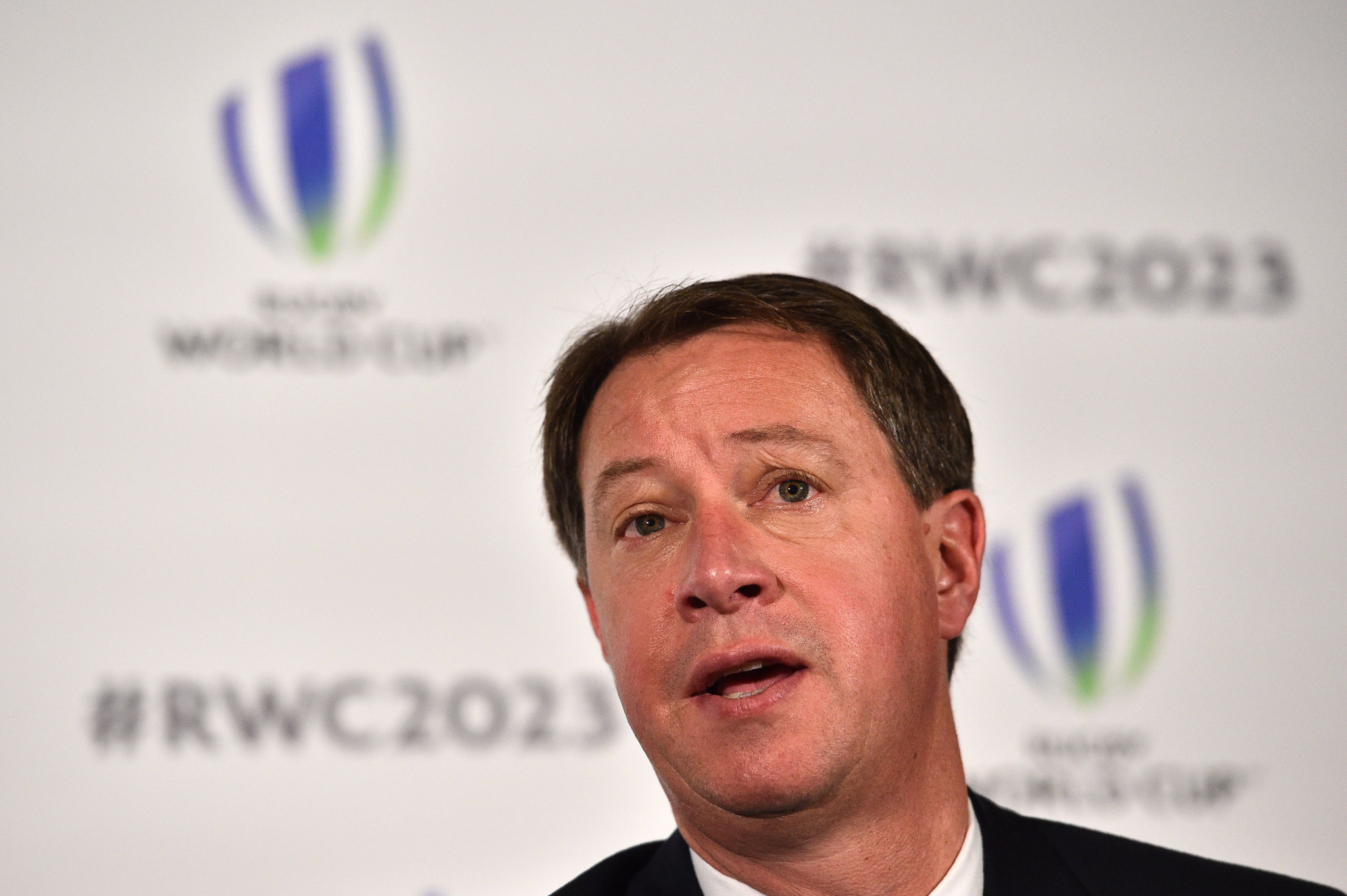 Jurie Roux, chief executive of the South African Rugby Union, says that France and Ireland should 