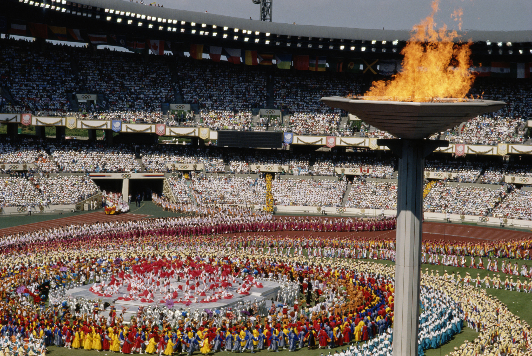 The Opening Ceremony of the 1988 Seoul Olympics ©Getty Images