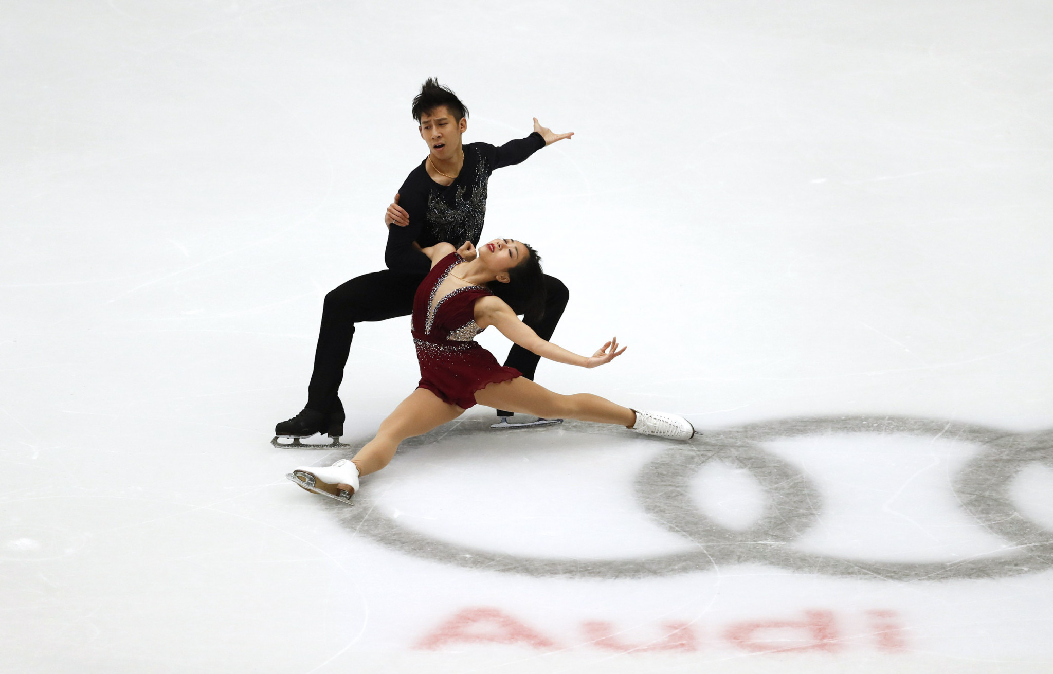 Reigning world pairs champions Wenjing Sui and Cong Han of China are the leaders in the pairs event ©Getty Images