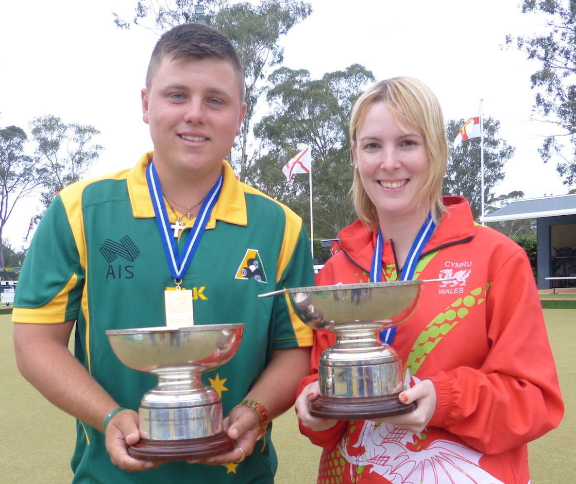 Aaron Teys and Laura Daniels won the men's and women's titles respectively as the World Bowls Singles Champion of Champions tournament concluded in Sydney ©Getty Images