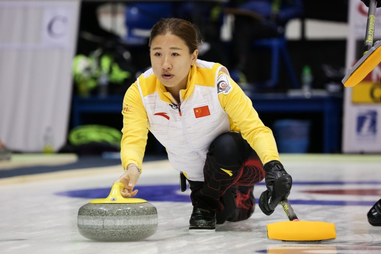 China skip Yilun Jiang kept her team in second place in the women's standings ©WCF