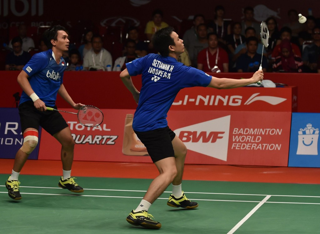 Indonesian duo Mohammad Ahsan and Hendra Setiawan sent the home crowd into raptures by clinching the men's doubles crown