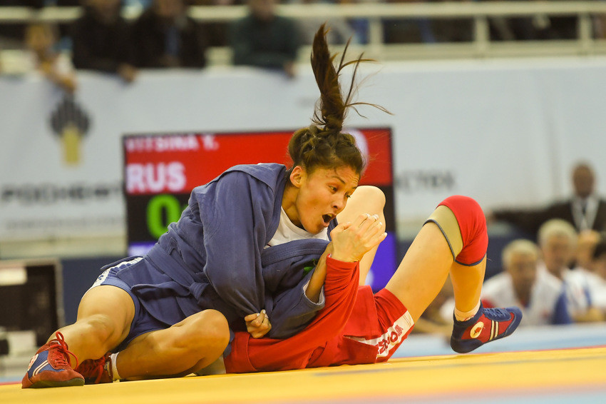 The first final of the evening saw Turkmenistan’s Gulbadam Babamuratova claim the women’s 52kg title with an emphatic victory over Russia's Yullia Vitsina ©FIAS
