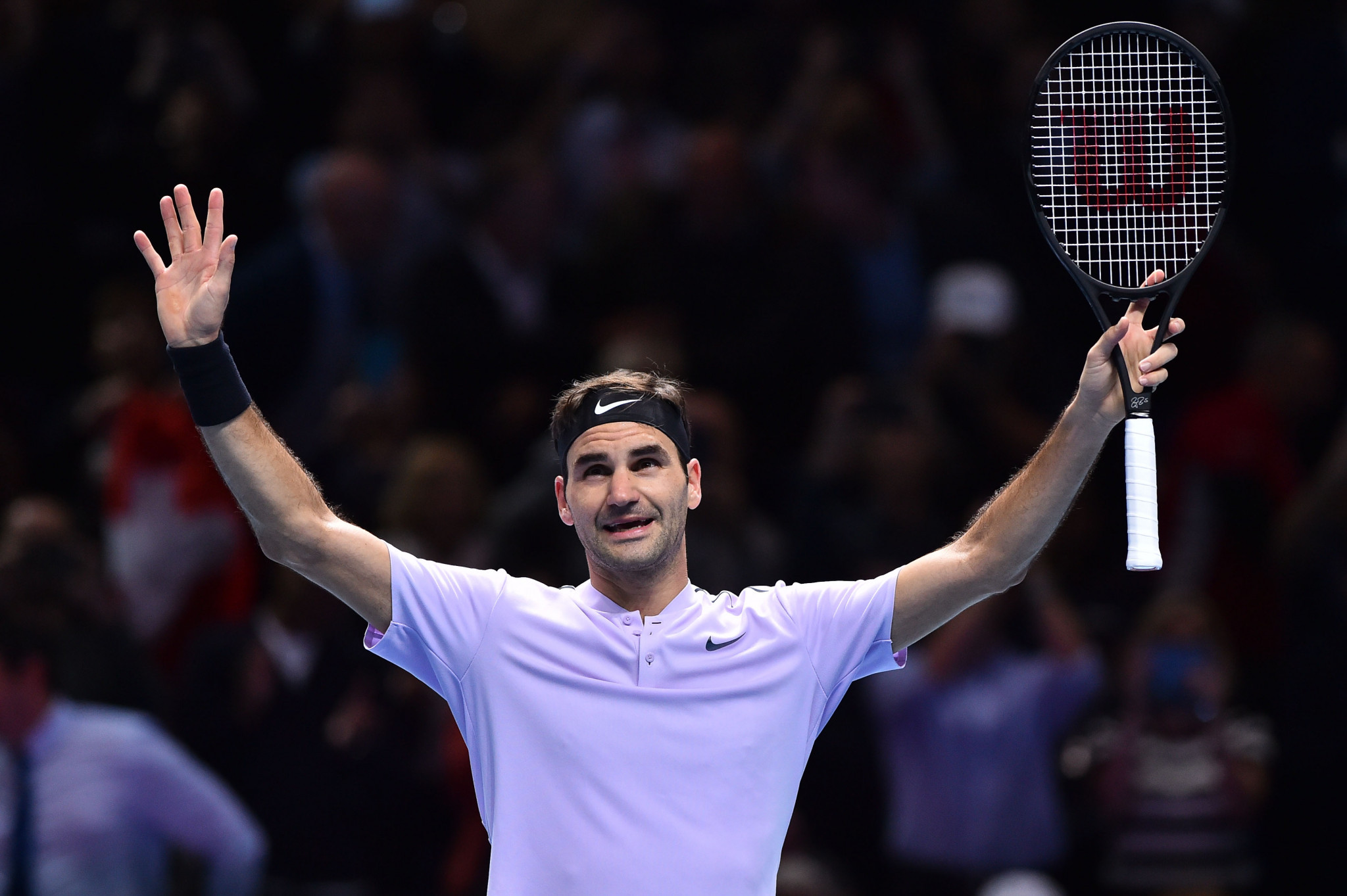 Federer turns on the style to make semi-finals after Sock's earlier victory at ATP Finals
