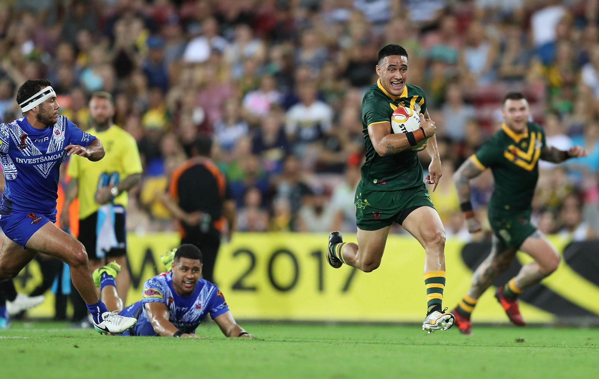Valentine Holmes scored a record five tries ©Getty Images