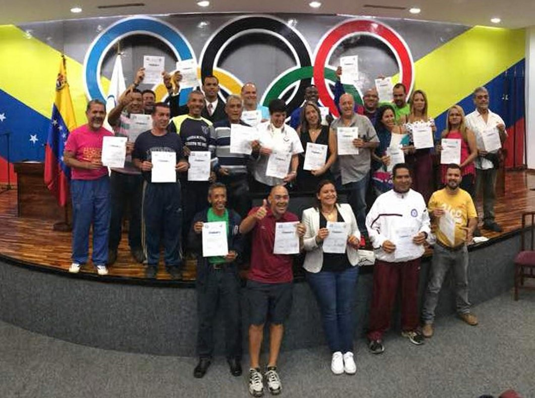 The Venezuelan Olympic Committee has created a scheme to allow sporting coaches to gain university qualifications ©COV 