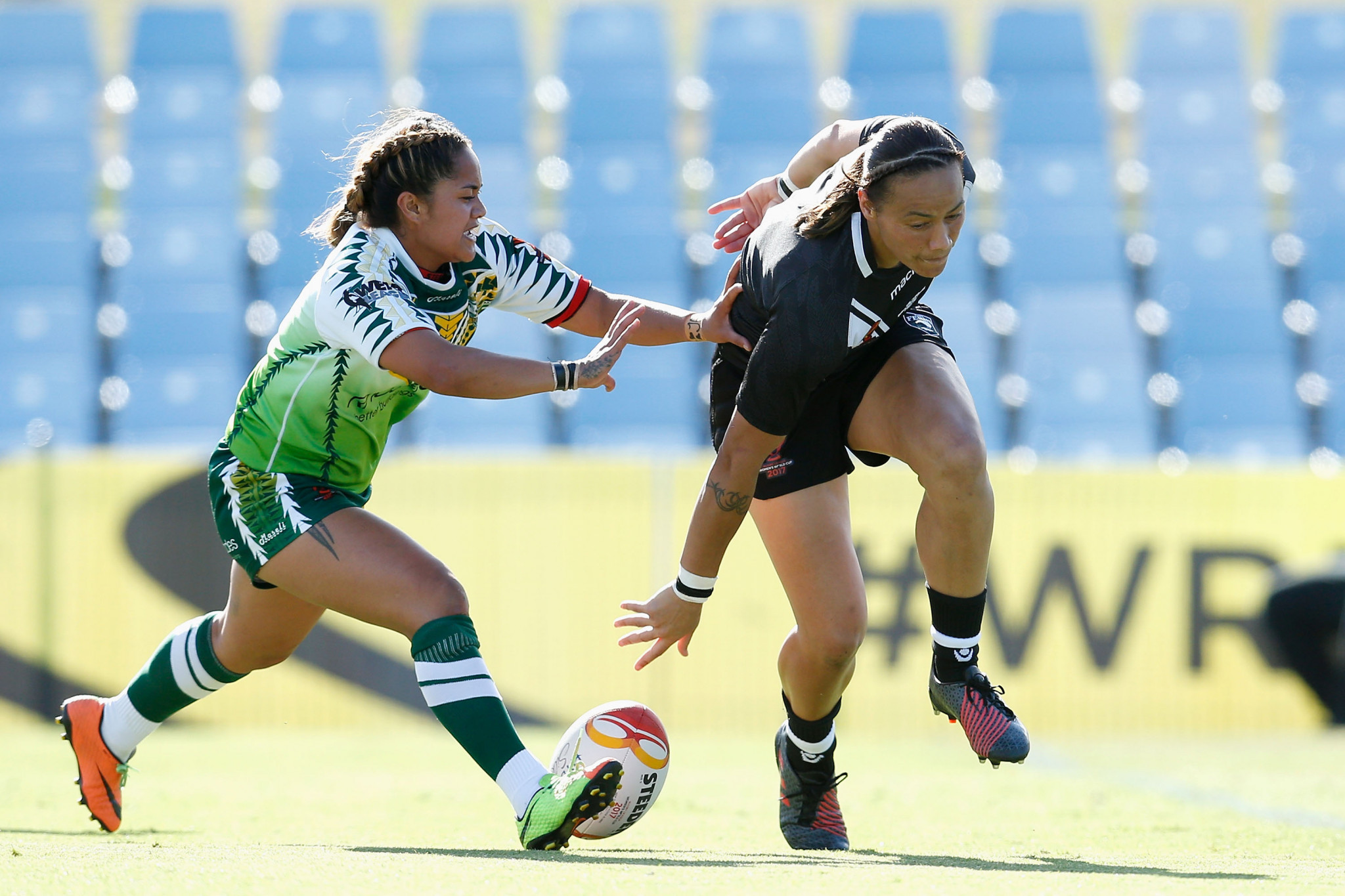 Honey Hireme of New Zealand scores a try during the 2017 Women's Rugby League World Cup match between New Zealand and Cook Islands at Southern Cross Group Stadium ©Getty Images
