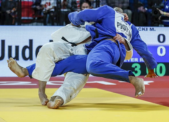 Roy Meyer prevailed in the men's over 100kg category ©IJF