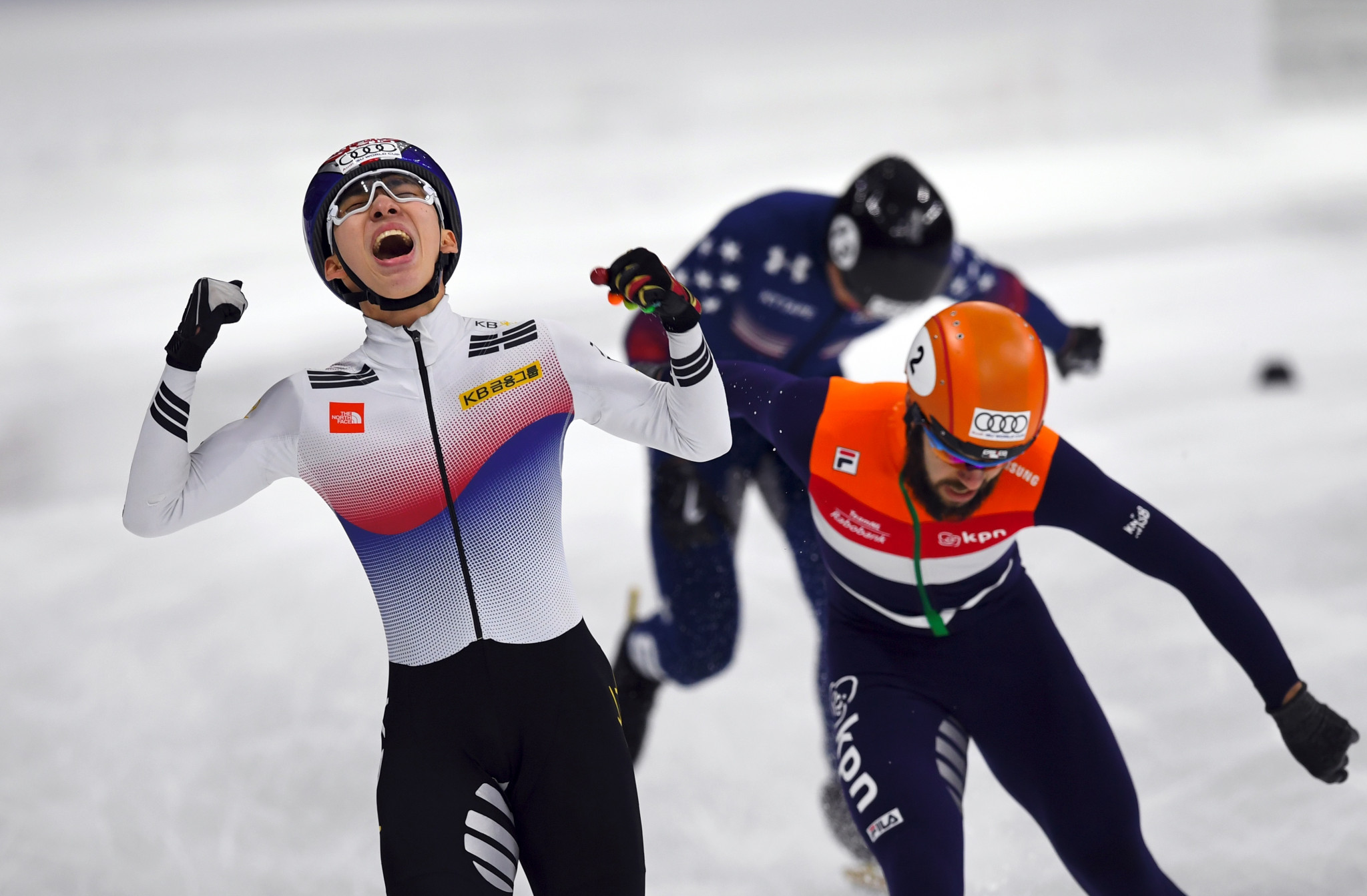 South Korea collect gold in the relay on the final day of the ISU Short Track Speed Skating World Cup