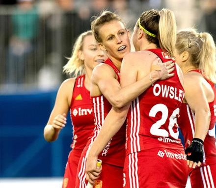 England recorded their first win of the tournament by beating China ©FIH