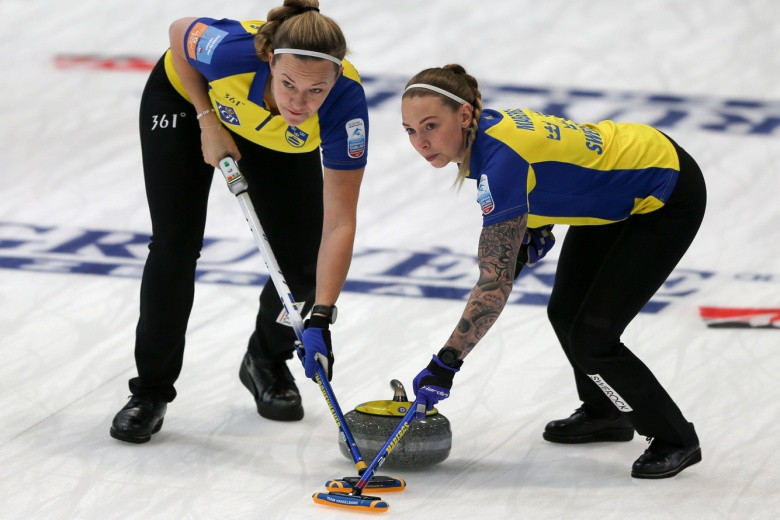 Sweden book place in women's medal round at European Curling Championships