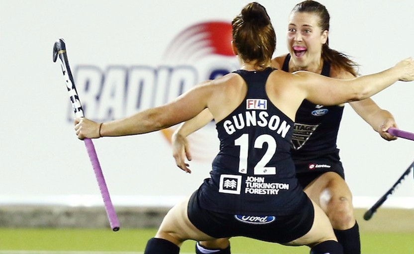 New Zealand stunned defending champions Argentina with a shock 2-1 victory to reach the semi-finals ©FIH