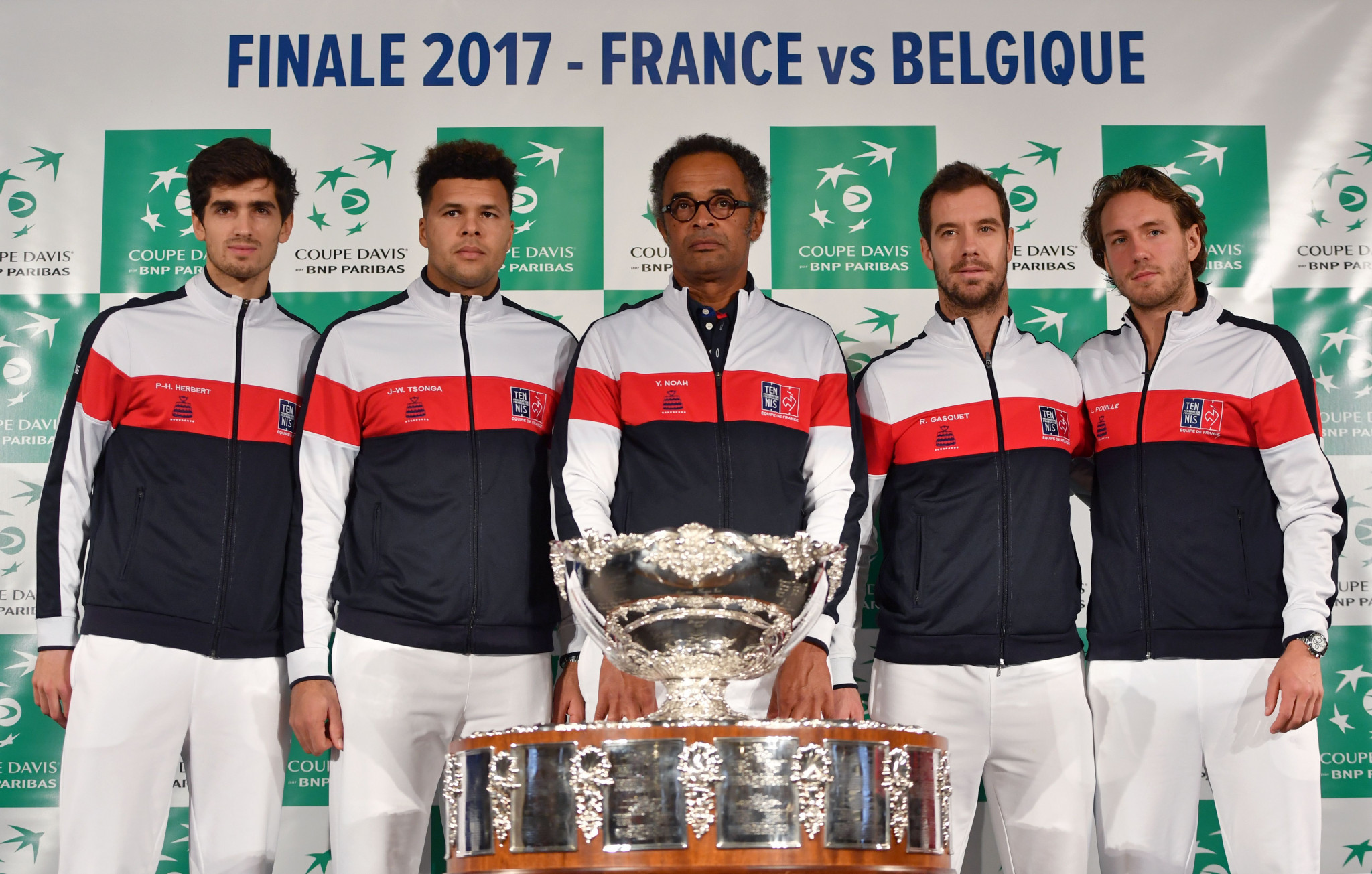 France's captain Yannick Noah (C) poses with his players (LtoR) Pierre-Hugues Herbert, Jo-Wilfried Tsonga, Richard Gasquet and Lucas Pouille during the team presentation in Villeneuve-d'Ascq on November 23, 2017, ahead of the Davis Cup World Group final between France and Belgium ©Getty Images