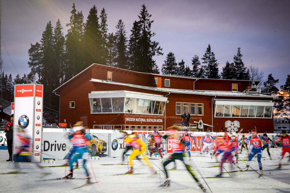 Biathletes compete in the season-opening event ©IBU