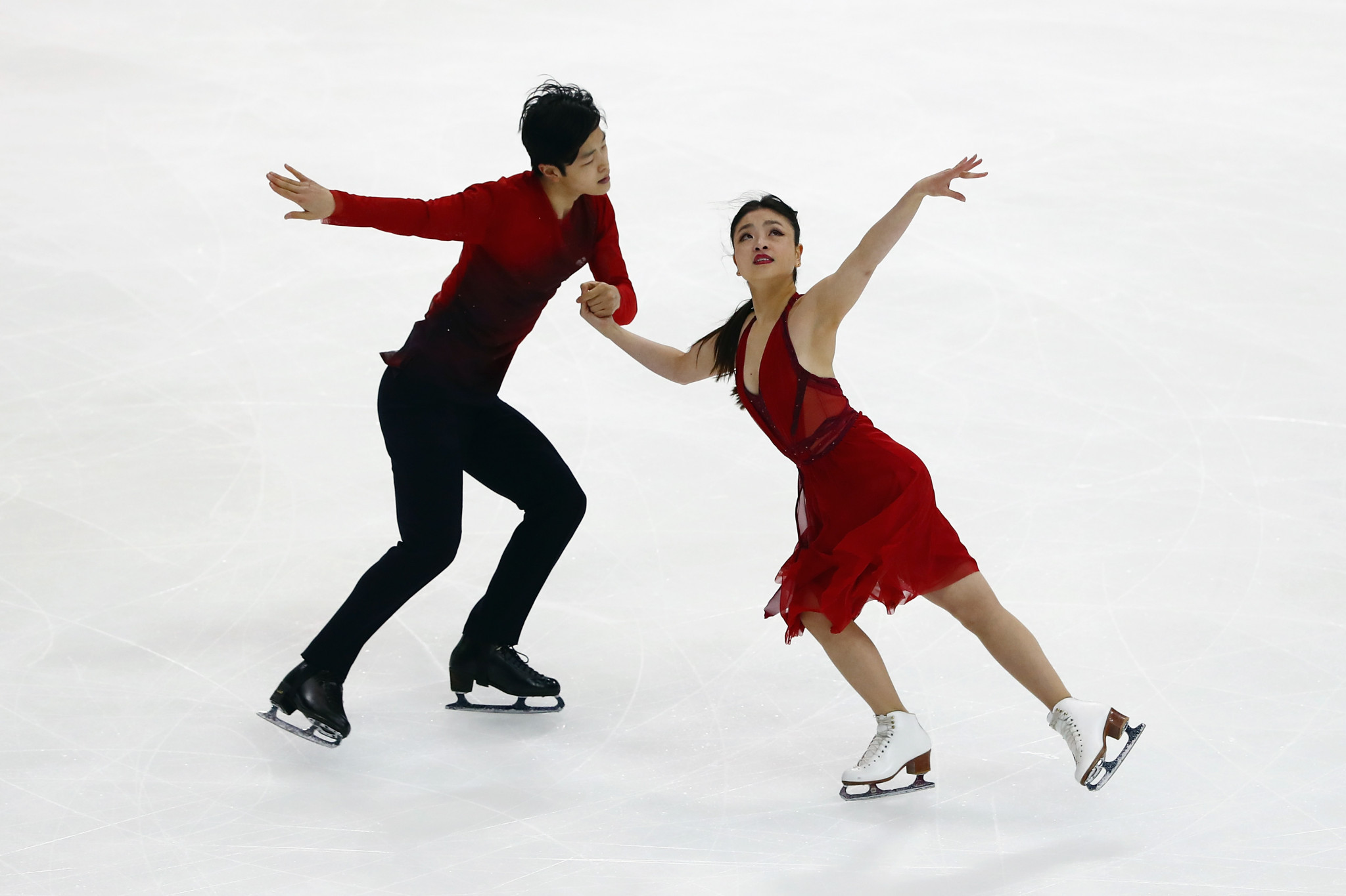 Home favourites Maia and Alex Shibutani took the ice dance gold medal ©Getty Images