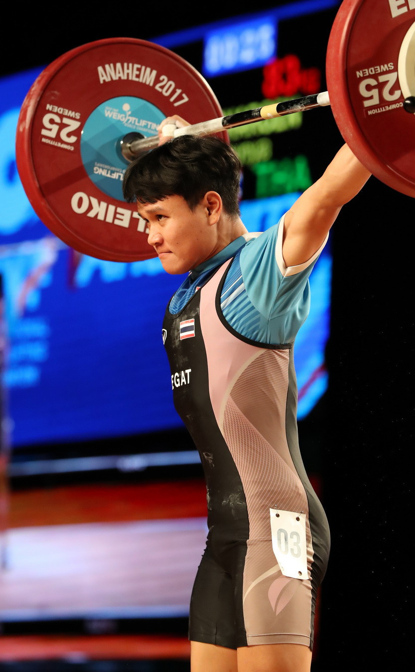 Thailand’s Thunya Sukcharoen failed with her final lift in the clean and jerk, costing her two gold medals ©IWF