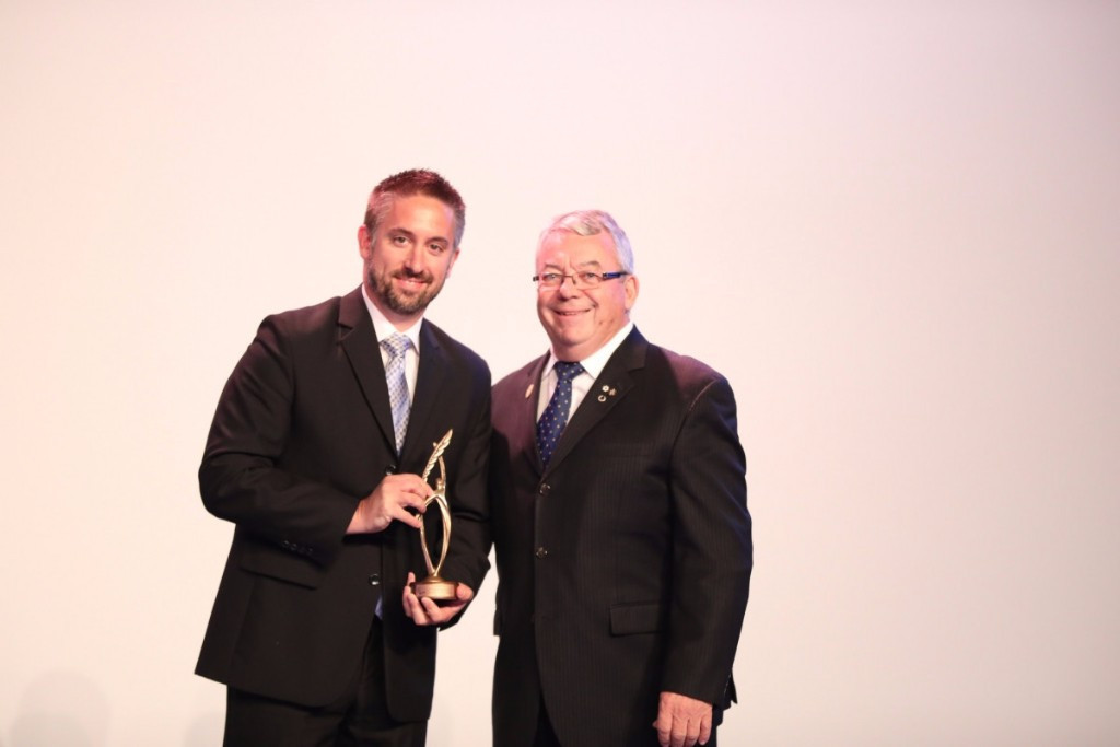 Martin Richard, left, from the Canadian Paralympic Committee, collected an award from the International Paralympic Committee earlier this year on behalf of the consortium put together to broadcast Rio 2016 ©IPC