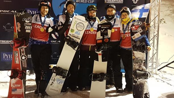 Today's winners celebrate their victories at the Finnish resort ©IPC