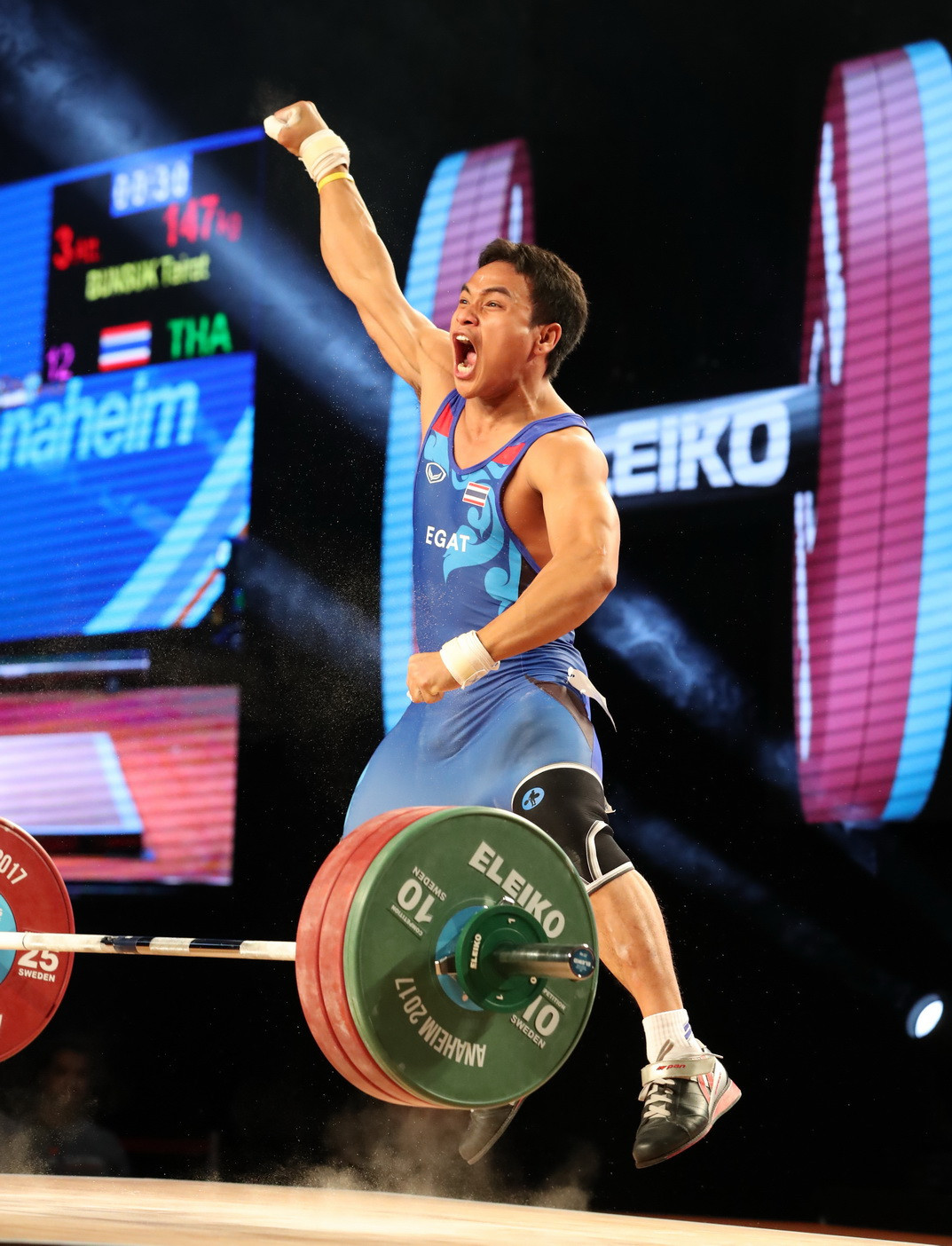His successful lifts sparked wild celebrations ©IWF