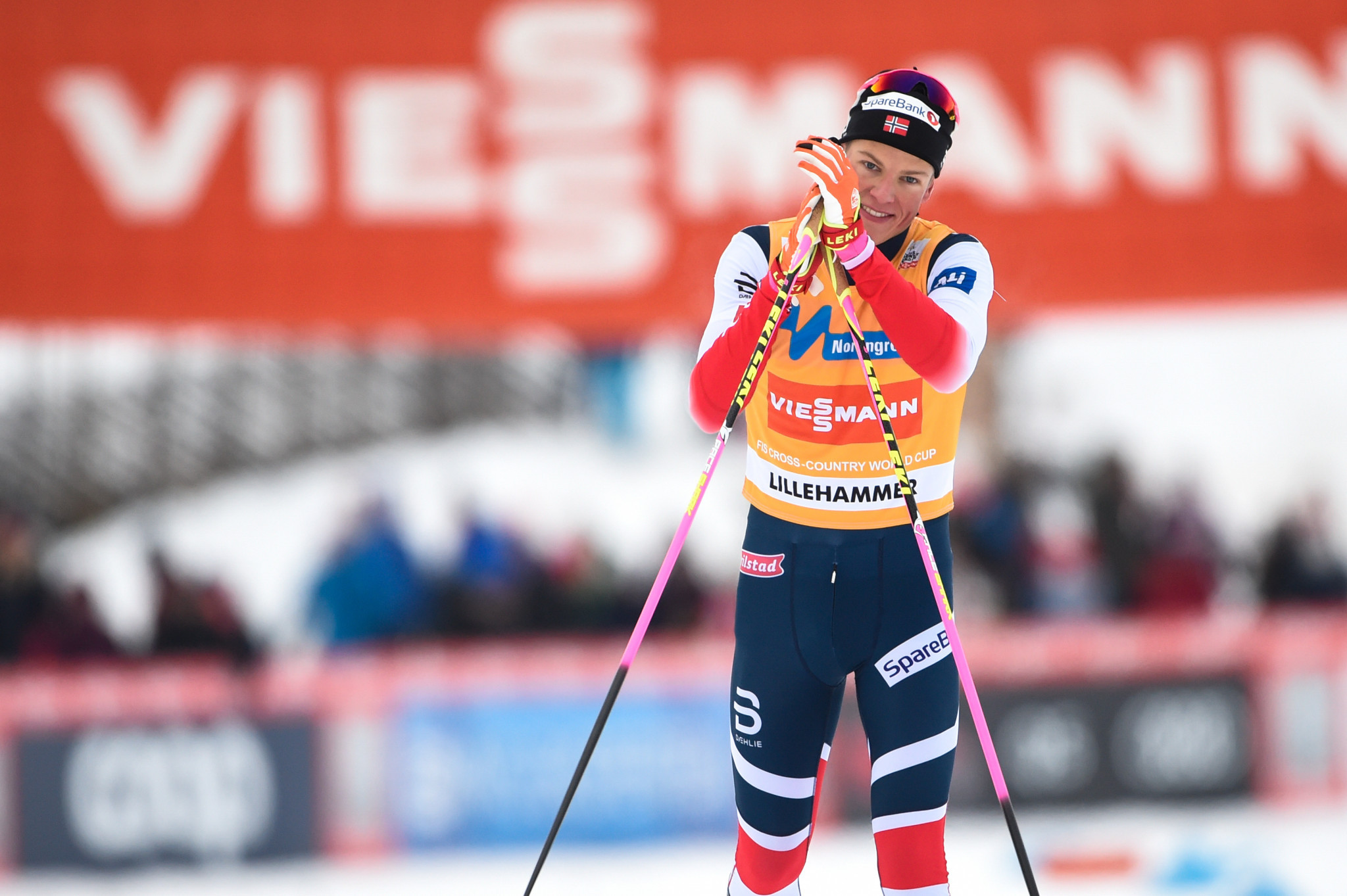 Klæbo powers to fourth straight win at FIS Cross-Country World Cup
