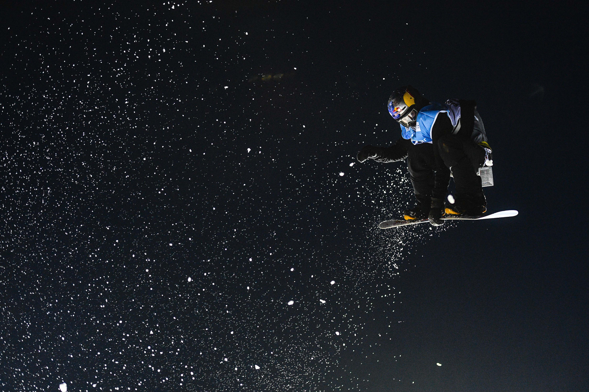 Kleveland and Somaini claim FIS Snowboard World Cup Big Air spoils
