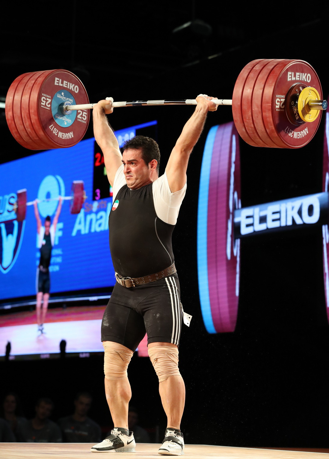 Moradi managed 233kg in the clean and jerk for a total of 417kg ©IWF
