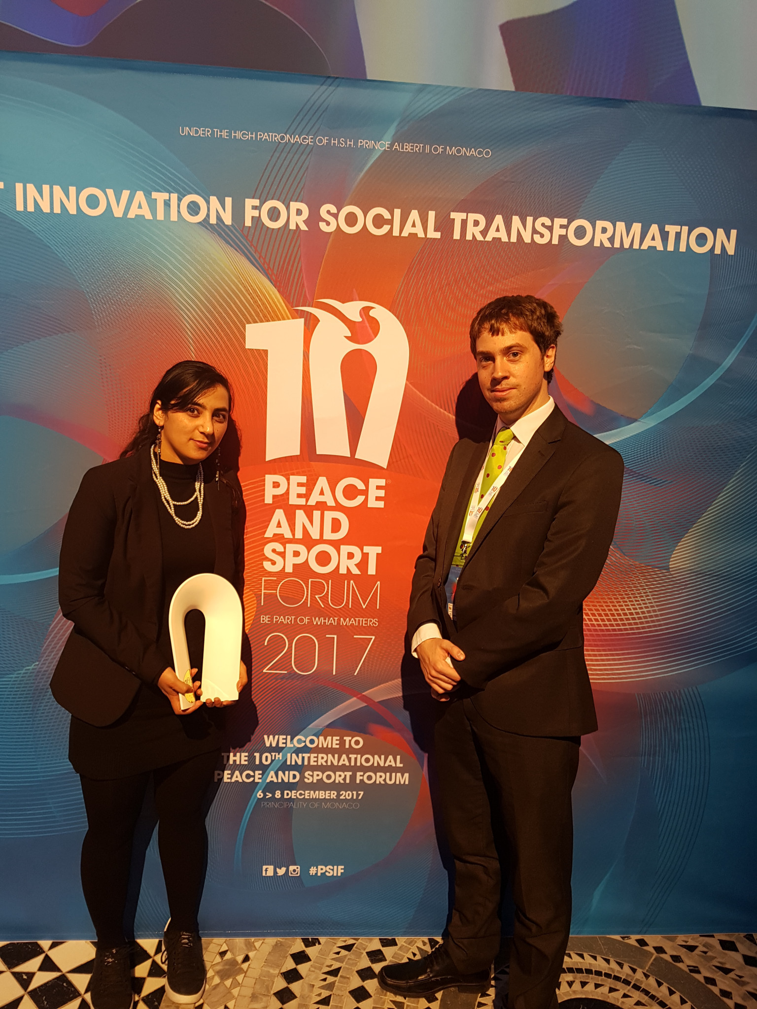 Former Afghanistan women's football international Khalida Popal, seen here with insidethegames reporter Thomas Giles, won the Champion of the Year award at Peace and Sport's Award Ceremony ©ITG