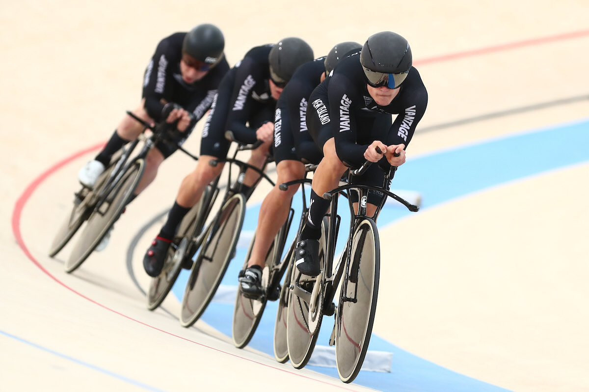 New Zealand win men's team pursuit on final day of UCI Track Cycling World Cup in Santiago