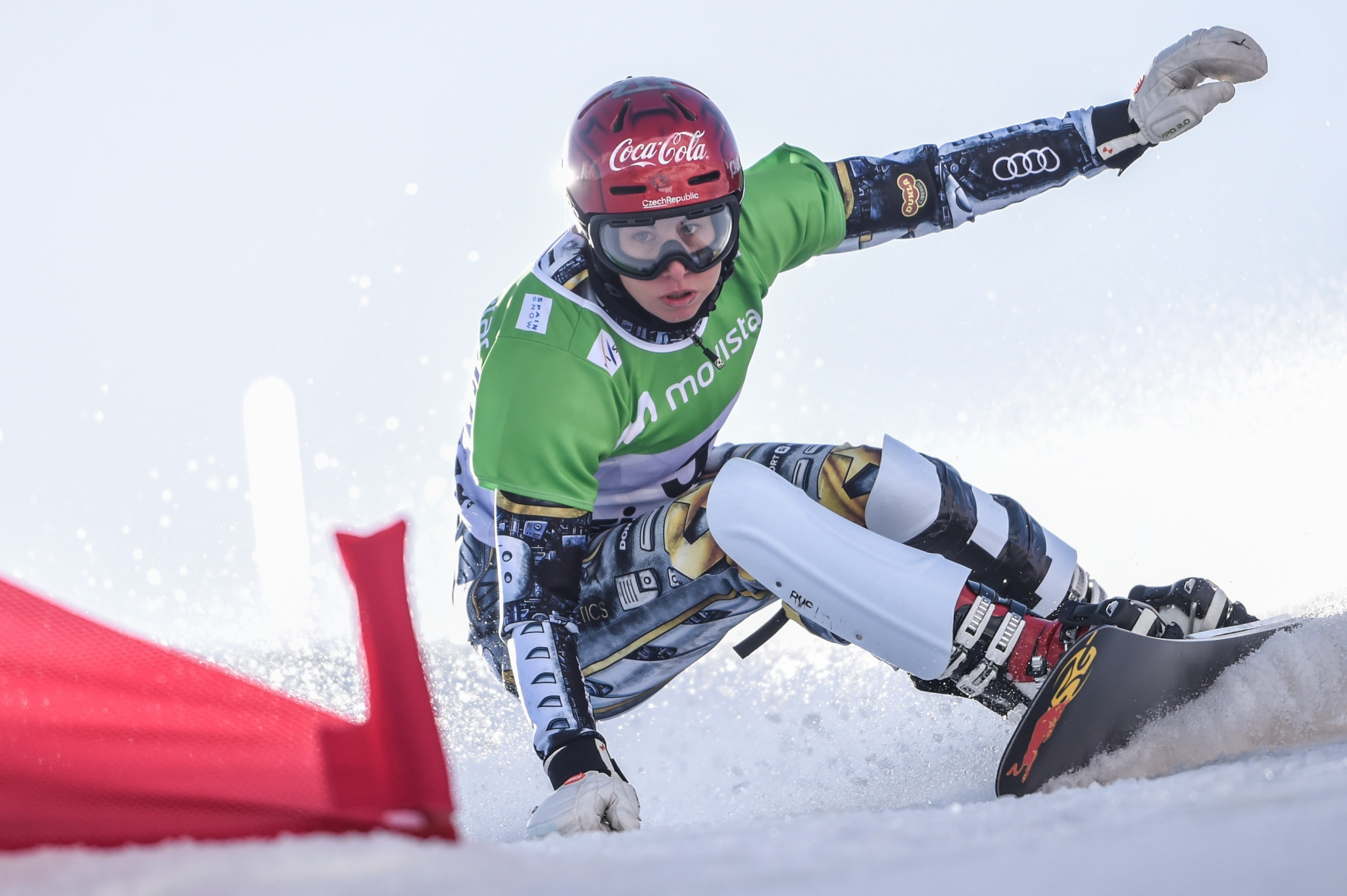 Ledecká and Sobolev triumph at FIS Alpine Snowboard World Cup season opener
