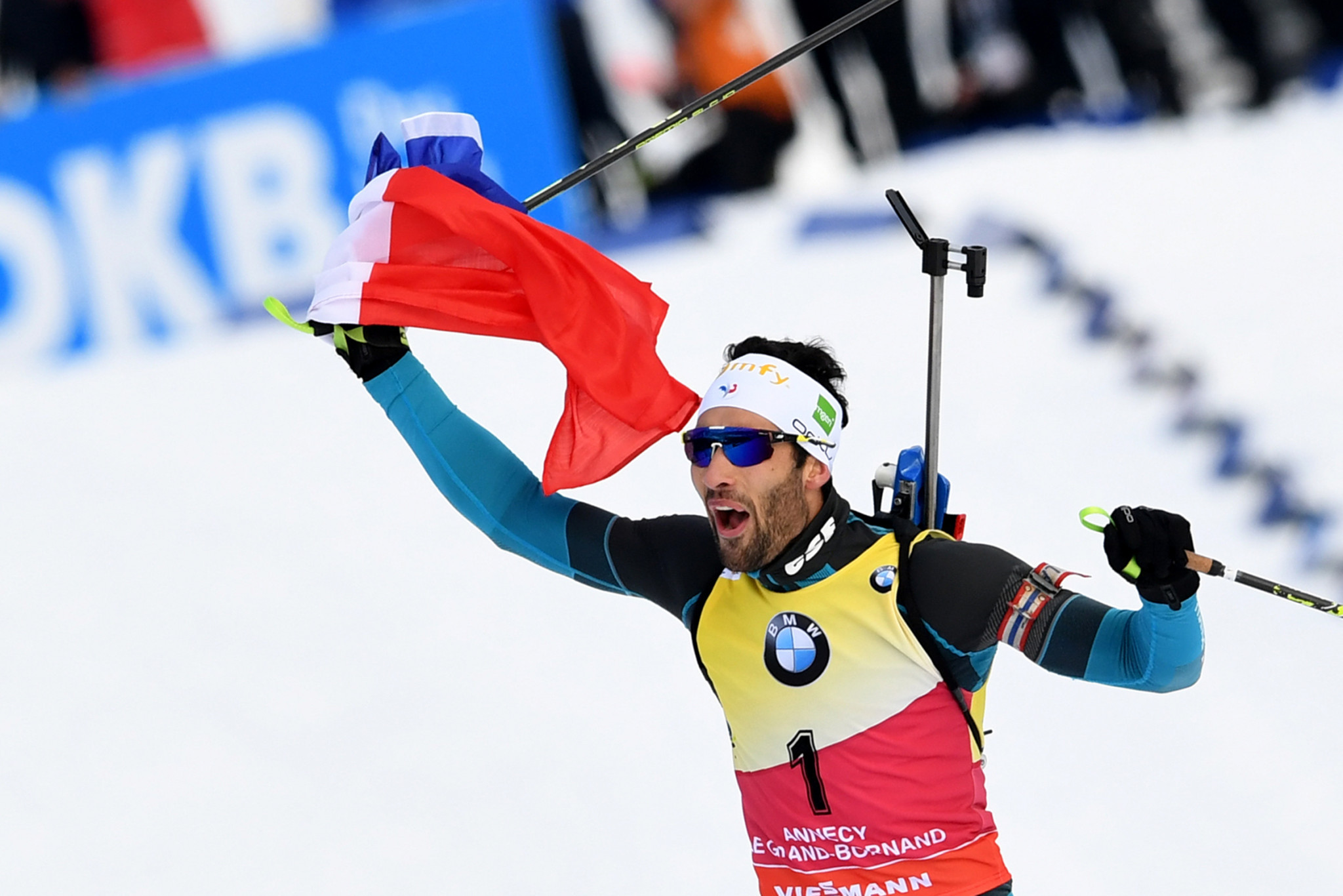 Fourcade beats Bø at last on memorable French day at IBU World Cup