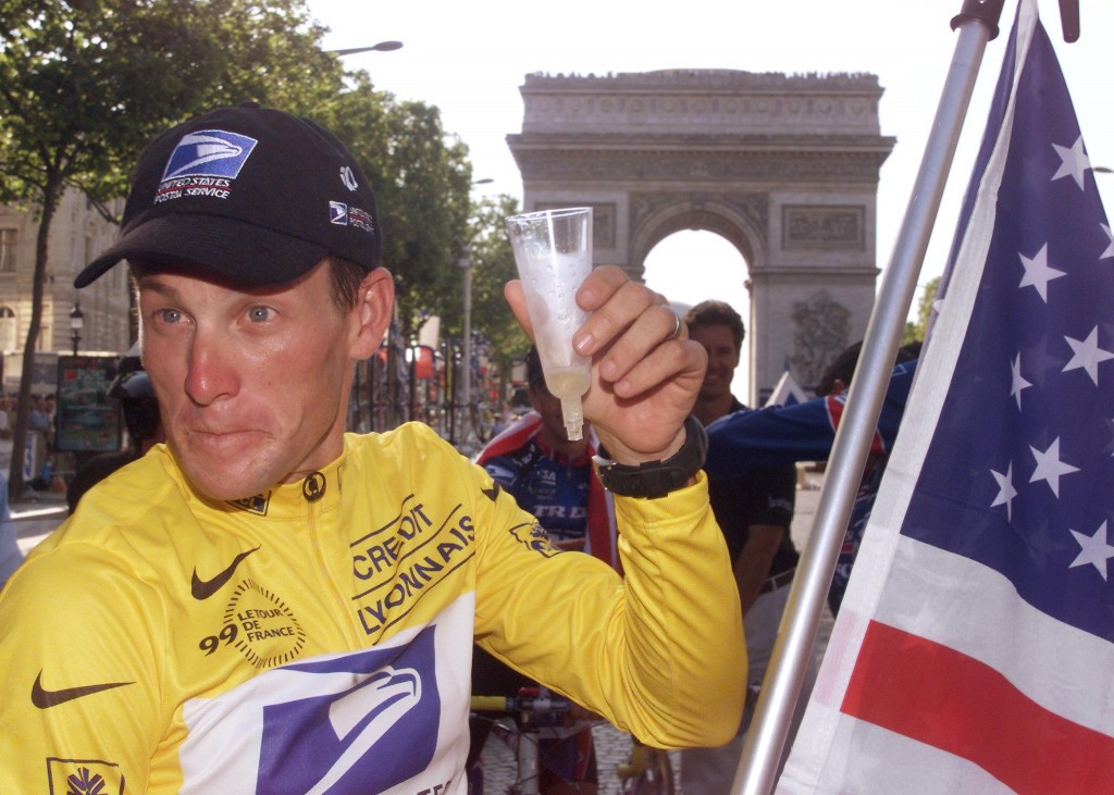 Lance Armstrong was once considered another sporting saviour ©AFP/Getty Images