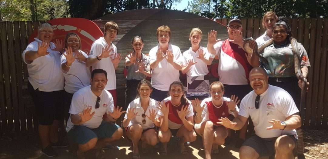 England took part in the Girrebba indigenous cultural training at Dreamworld Corroboree ©Team England