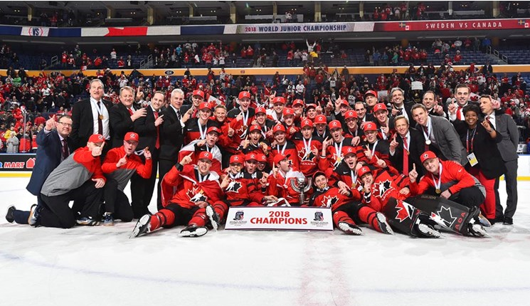 Canada beat Sweden 3-1 to claim the world junior title ©IIHF