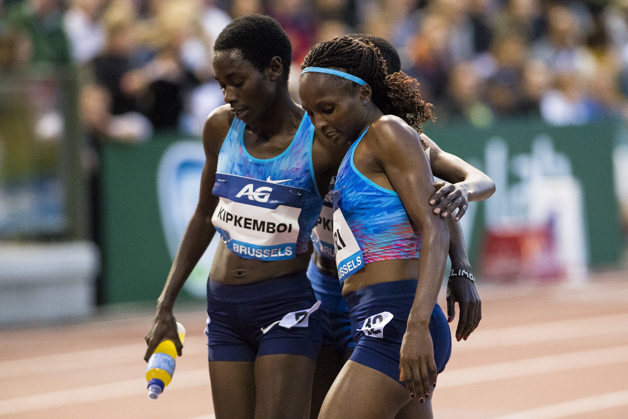 Margaret Chelimo Kipkemboi, left, won the women's race ©Getty Images